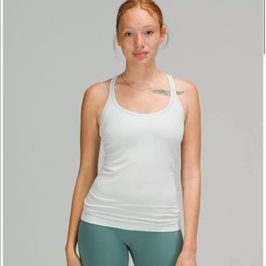 Lululemon Ebb to Street Shelf Bra Tank sz 8 EUC